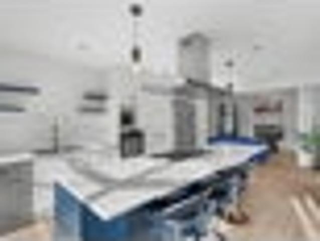 Sun, Space & Standout Kitchen Living