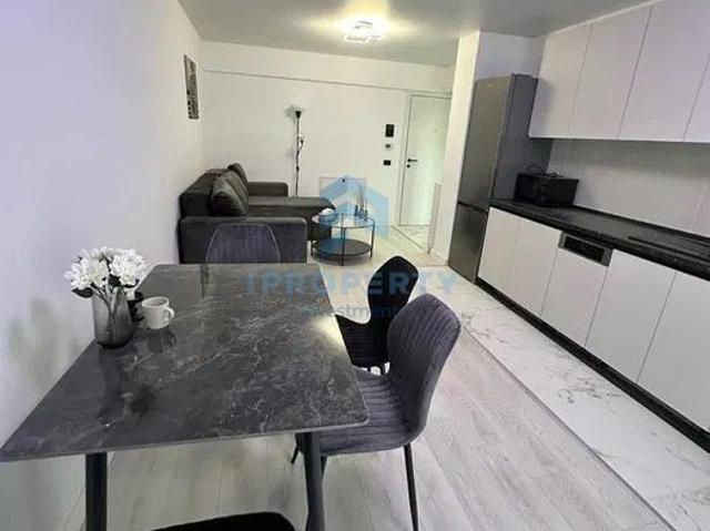 Sun Royal View 2 camere cu balcon si prox. metrou