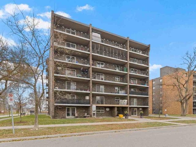 Sun Ray Manor Apartments 1 Bedroom Apartment for Rent at 3590 Peter St, Windsor, ON N9C 1J5 Sandwich
