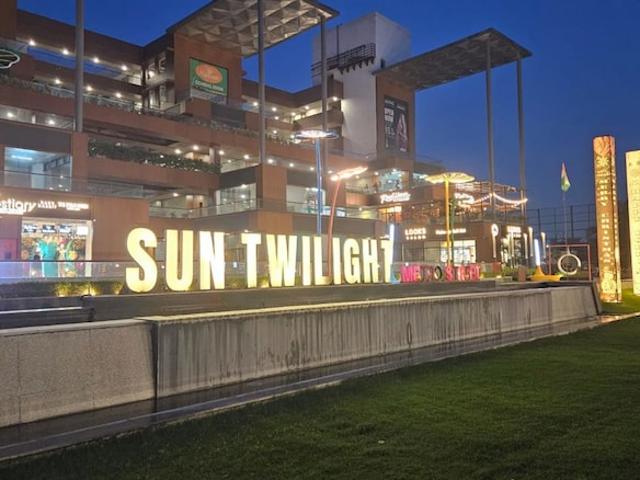 Sun Twilight Commercial Shop 500 Sq. Ft. in Sector 27 Yamuna Expressway Greater Noida Listing ID: #10244