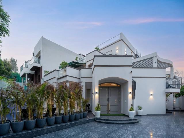 Suncity Platinum Towers 4 Bedroom 4175 Sq. Ft. Apartment in Sector 28 Gurgaon Listing ID: #9877