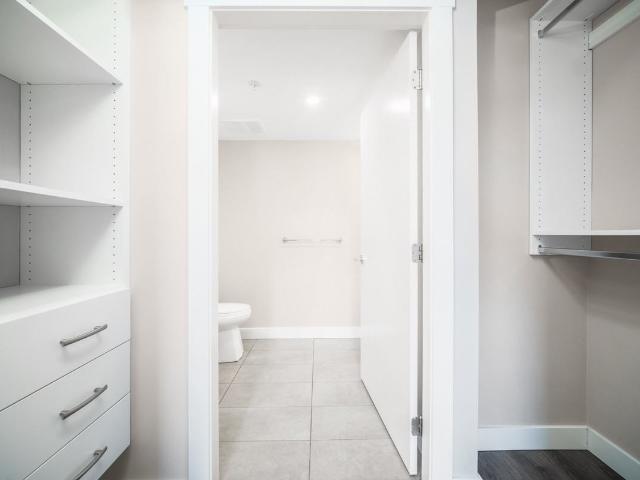 Sundance Apartments 1 Bedroom Apartment for Rent at 143 21st St E, North Vancouver, BC V7L 3B5 Central Lonsdale