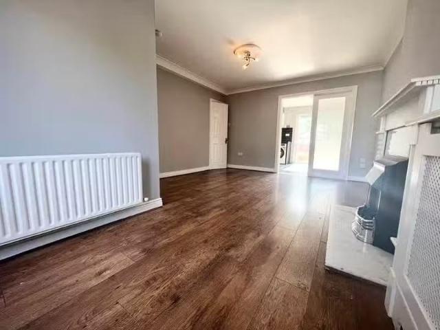Sundale Walk, Tallaght, Dublin 24