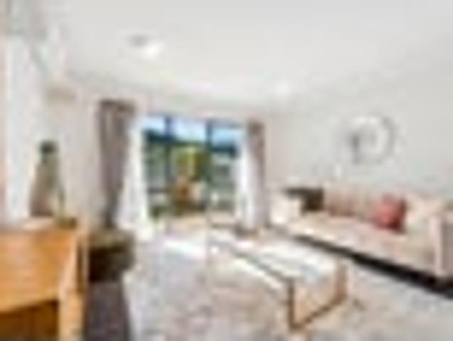 Sundrenched Ground Floor Living