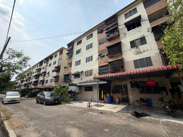 Sungai Bakap Taman Seruling Emas Flat Ground Floor Unit Full Loan Unit
