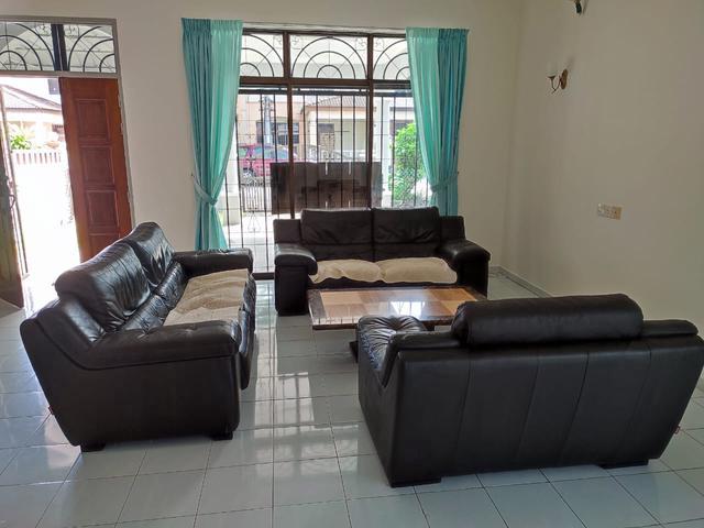 Sungai Emas Batu Ferringhi 2STY SD 4Bedrooms LA2500sf Renovated