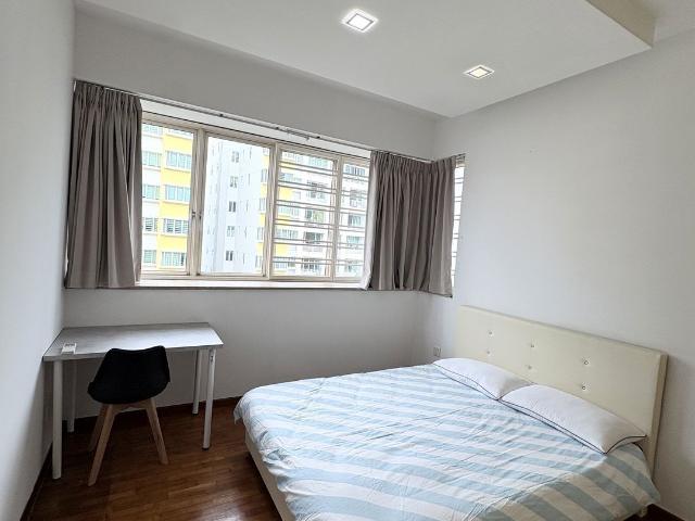 Sunglade D19, Condominium