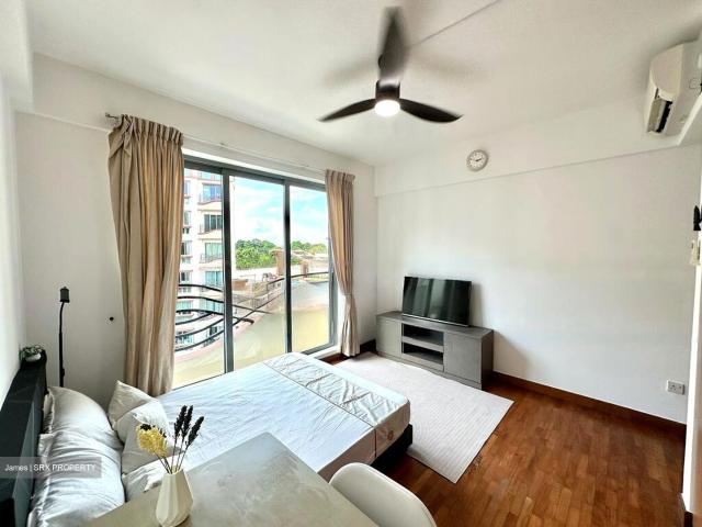 Sunhaven D16, Condominium