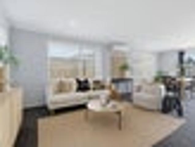 Sunlit in Golden Sands. Extra Parking. Must Sell