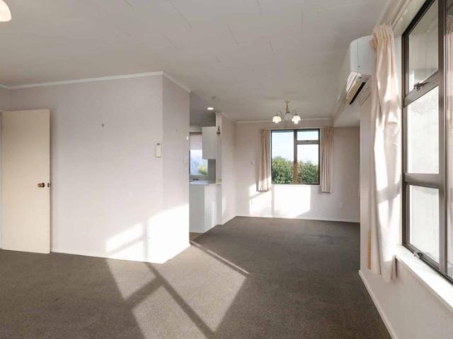 Sunny 4 Bedroom House
