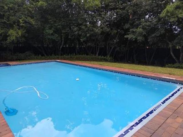 sunny 2 bed garden unit in fourways villas