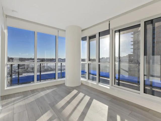 Sunny 2 Bedroom Corner Unit