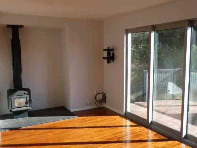 SUNNY 3 BEDROOM FAMILY HOME