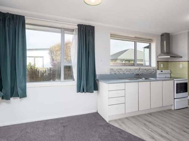 Sunny 3 Bedroom Home in Parklands