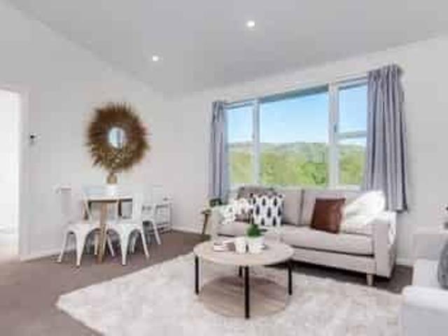 Sunny 3 4 bedroom townhouse