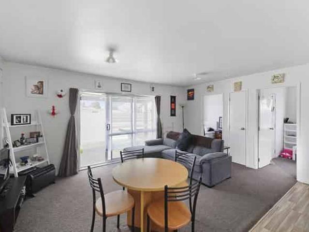 Sunny three bedroom home