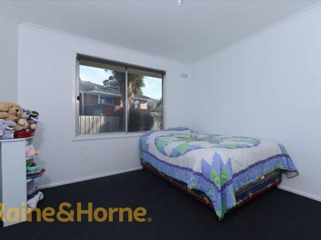 Sunny Three Bedroom Home!
