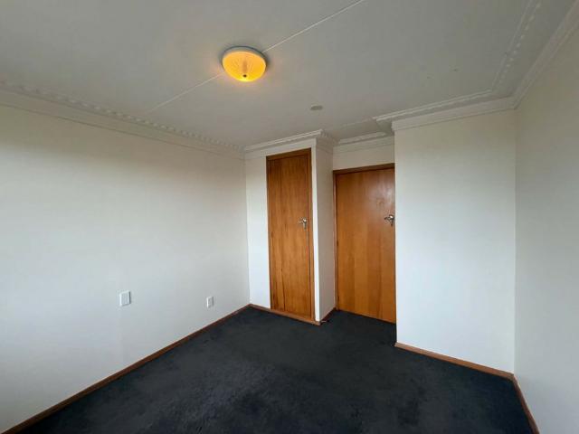 Sunny Three Bedroom Home in the Heart of Mornington
