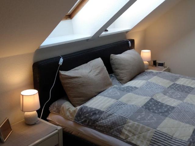 Sunny top floor in Charlottenburg / Westend, Berlin Amsterdam Apartments for Rent