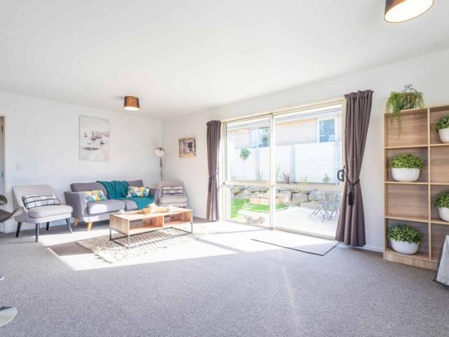 Sunny Townhouse