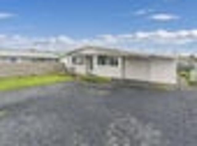 Sunny Townhouse Living at 21 Bradshaw Street