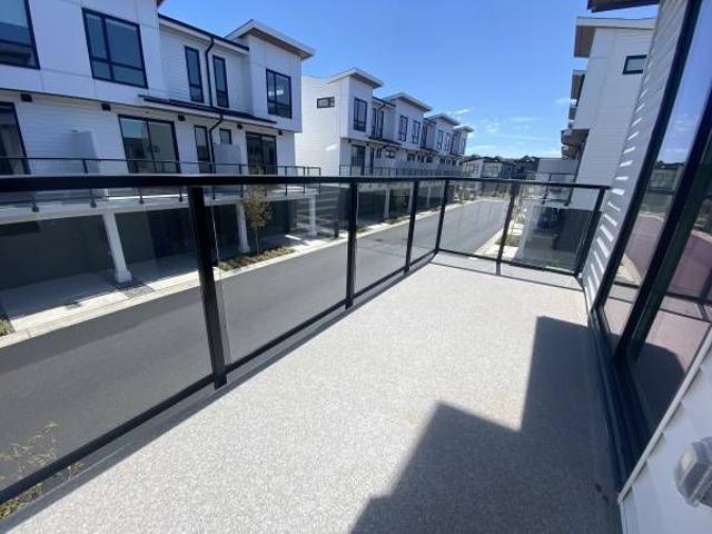 Sunny Tsawwassen Lovely 3 Bedrooms Townhome
