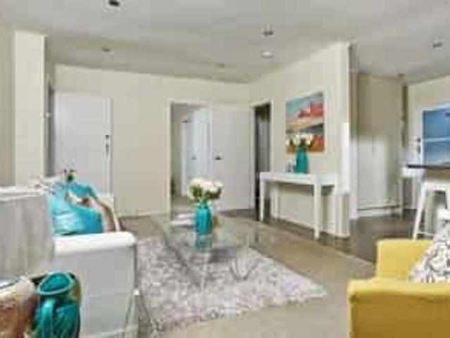 Sunny Two Bedroom in Sunnynook