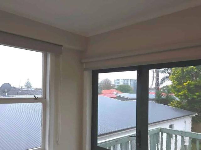 3 Bedroom Flat + Garage Graham Avenue