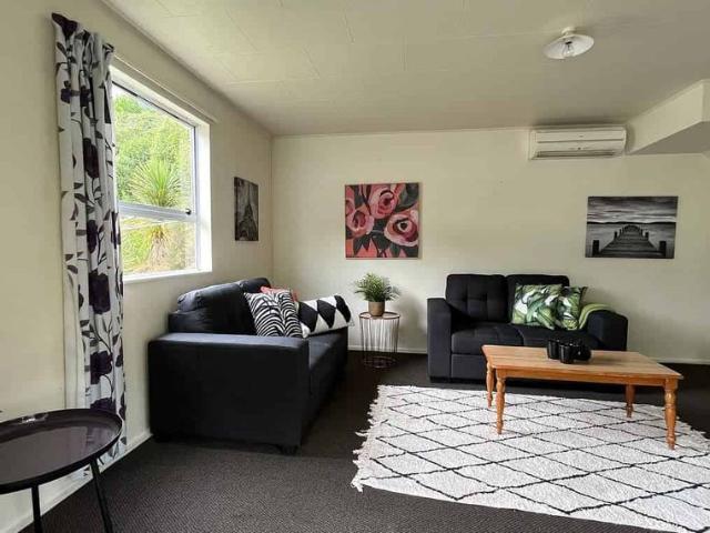 Sunny warm fully furnished house with views
