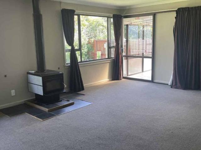 Sunny and Spacious 3 Bedroom Home
