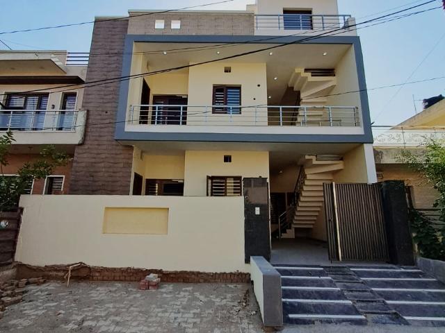 Sunny Enclave 3 Bedroom 137 Sq. Yd. Villa in Sector 123 Mohali Listing ID #8644