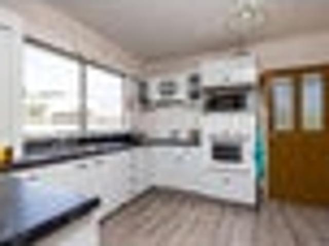 Sunny Family Home