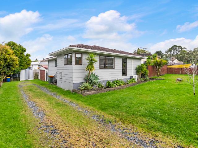 Sunny Family Home with Exceptional Outdoor Living 21 Fitzherbert Avenue West Harbour, Auckland