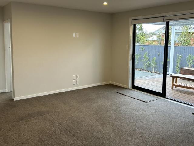 Sunny Four Bedroom Home Great Location!