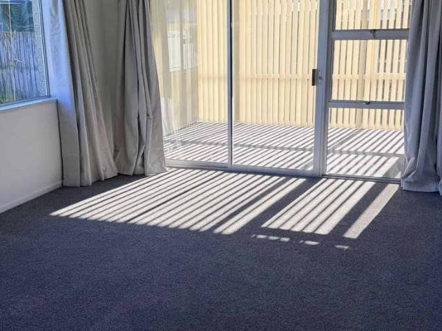 Sunny & Freshly Refurbished Home in the Heart of Lincoln