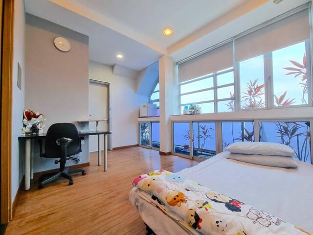 Sunny Garden w rooftop pool, jacuzzi, garden near MRT EW Green line