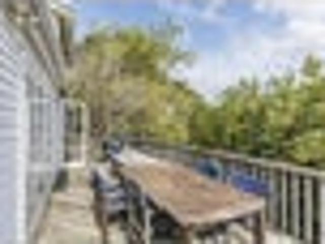 SUNNY HOME AND INCOME HIDEAWAY