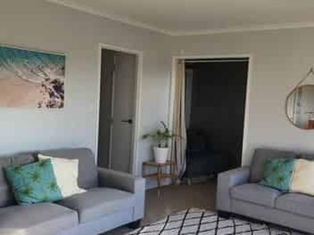 Sunny Home In Mt Eden