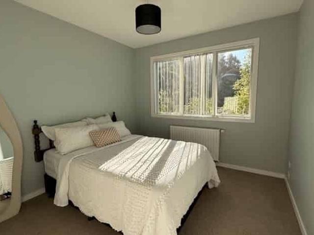 Sunny home in sought after Banks Boulevard