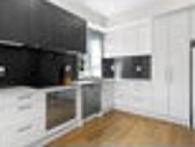 Sunny Jalcon Corner. Ground Level Living