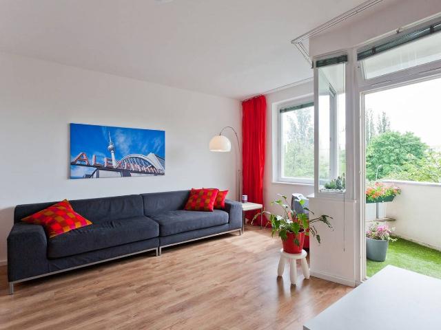 Sunny Kreuzberg Apartment, Berlin, Berlin Amsterdam Apartments for Rent