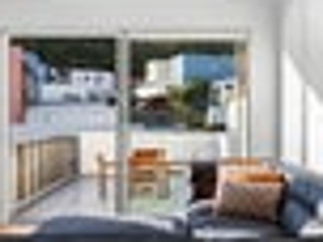 Sunny, Low Maintenance, Easy Living