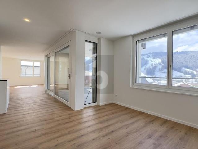 SUNNY NEW CONSTRUCTION IN OWNERSHIP STANDARD