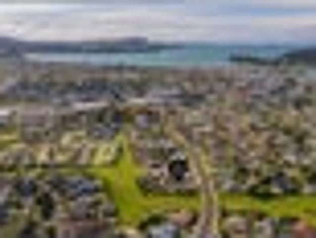 SUNNY & SPACIOUS WALK CBD PRIVATE + SOCIAL
