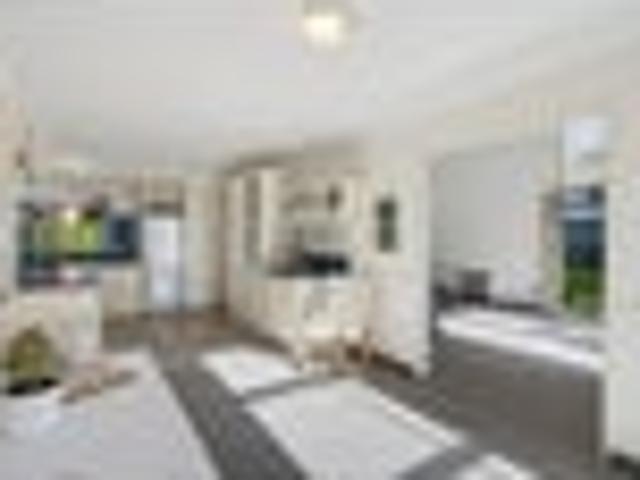 Sunny, Spacious – And Exceptionally Convenient