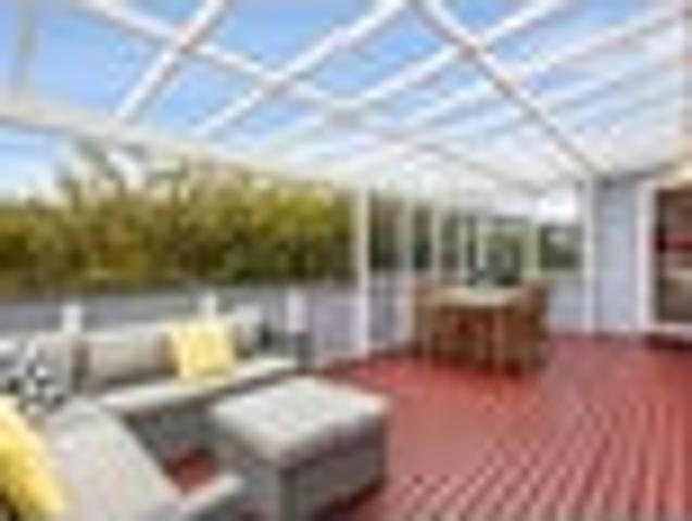 Sunny, Spacious & Family Friendly
