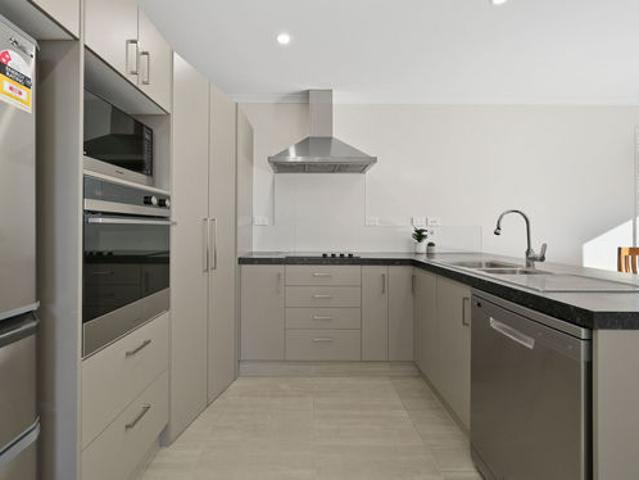 Sunny, Spacious & Immaculately Presented