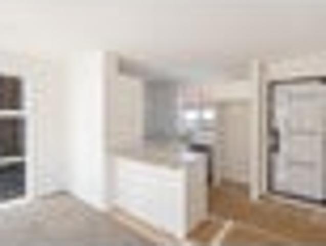 Sunny, Spacious & Ready Now!