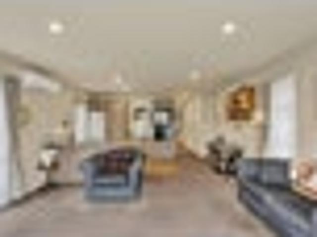 Sunny Standalone Over 60's Unit, Neg Over $449,000