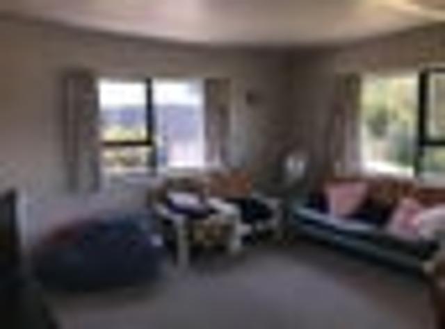 Sunnynook, 3 bedrooms, $720 pw